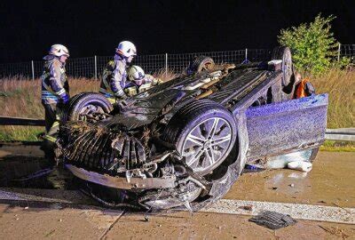 Drei Schwerverletzte Bei Unfall Auf Der A Pkw Berschl Gt Sich