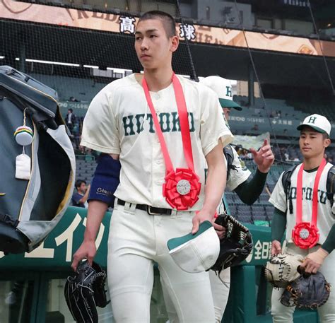 ＜高崎健康福祉大高崎・報徳学園＞ 準優勝に終わった報徳学園・今朝丸 （撮影・後藤 大輝） ― スポニチ Sponichi Annex 野球