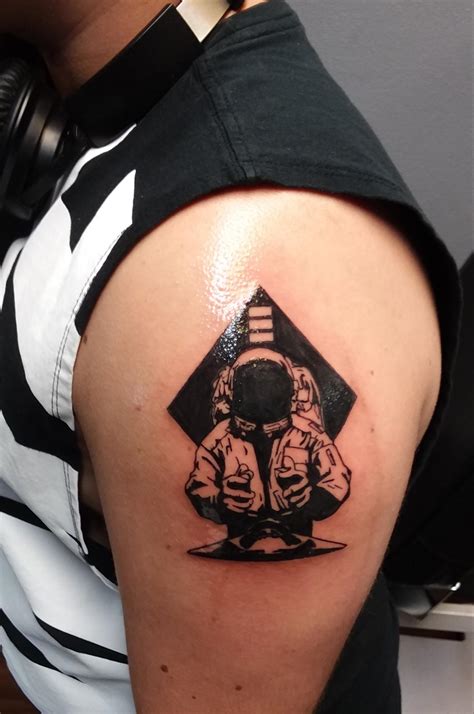 Finally Got My First Tattoo A Logic Themed Astronaut It Took Me 8