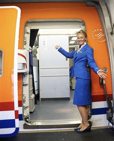 【netherlands】 Klm Royal Dutch Airlines Cabin Crew Klmオランダ航空 客室乗務員