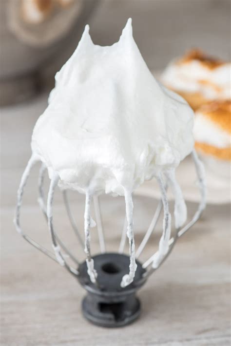 Easy Marshmallow Meringue Frosting - Crazy for Crust