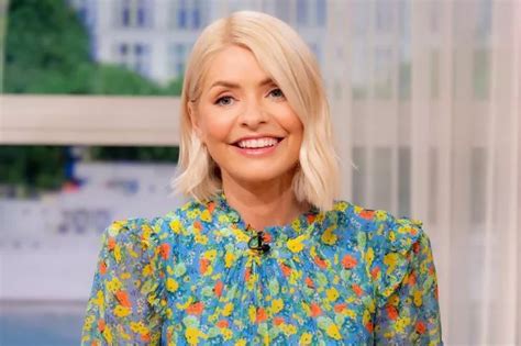 Holly Willoughby Made Decision To Quit Itv This Morning Weeks Ago And Friends Say She Was