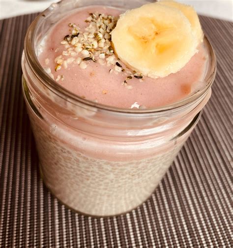 Strawberry Banana Chia Parfait Shift Nutrition By Bonnie Wisener