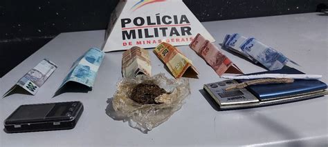 Idoso Preso Ap S Esconder Drogas No Fog O De Casa E Em Embalagem De