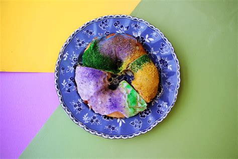 Seven Personal Sized King Cakes To Try In Baton Rouge This Mardi Gras