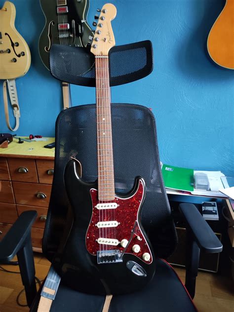 Strat Plus Deluxe Fender Audiofanzine