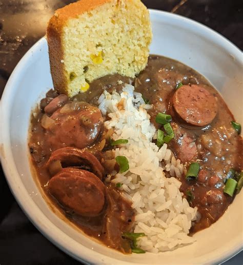 [homemade] Red Beans And Rice With Cornbread R Food