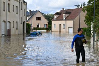 Les Images Impressionnantes Des Inondations En Eure Et Loir Et Le Sud