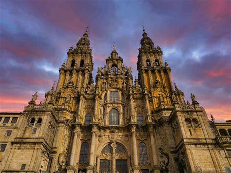 Catedral De Santiago Espejo De Historias Y Secretos