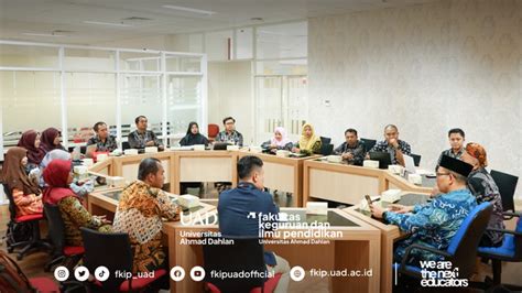 FKIP UAD Terima Kunjungan Unmuh Jember | kumparan.com