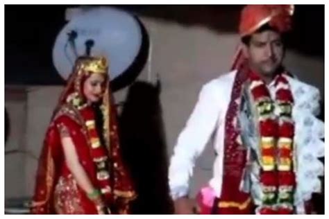 Bigg Boss 2 winner Ashutosh Kaushik ties knot with fiance Arpita amid ...