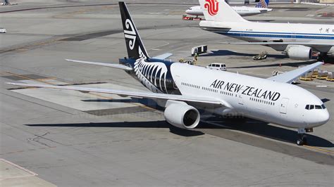 Air New Zealand Boeing 777 219 ER ZK OKA V1images Aviation Media