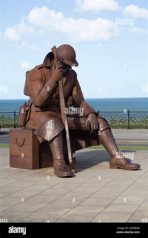 The Tommy Statue Sculpture Hi Res Stock Photography And Images Alamy