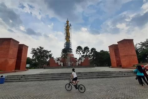 Proyek Alun Alun Kota Mojokerto Molor Rekanan Didenda Rp Juta Per