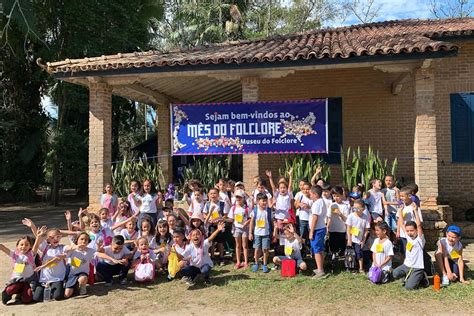 Museu Recebe Alunos Para Comemorar Dia Do Folclore Brasileiro