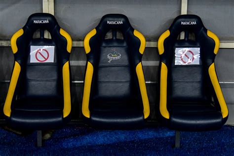 Técnico gay desabafa sobre carreira sem poder se assumir Uma guerra diária futebol ge