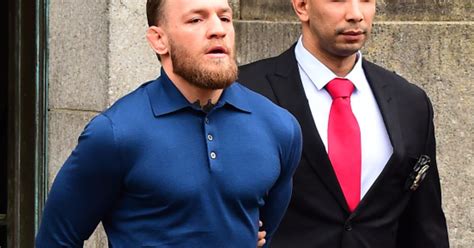 Irish boxer Conor McGregor arrest fiasco