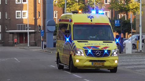 A1 Ambulance 22 105 Met Spoed In Eindhoven 229 YouTube