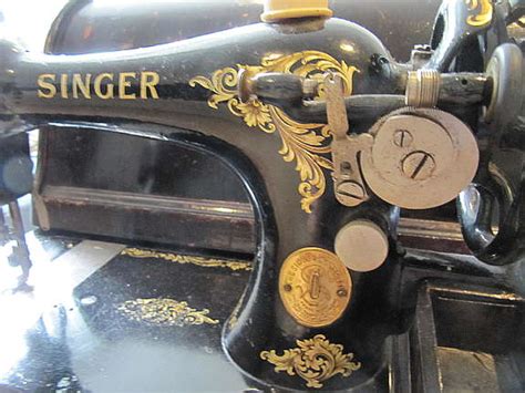 Singer Hand Nähmaschine ca 1920 mit Abdeckhaube inkl Schlüssel in