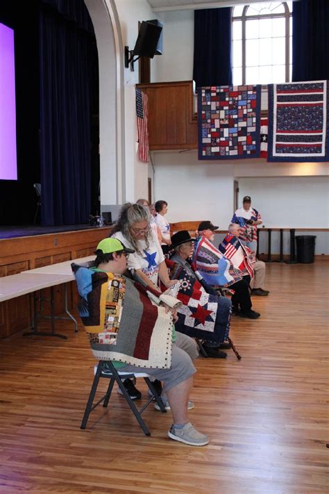 Syracuse Veterans Receive Quilts Of Valor During Memorial Day Events