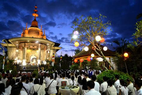 Sejarah Dan Makna Perayaan Waisak Peringatan Penting Agama Buddha