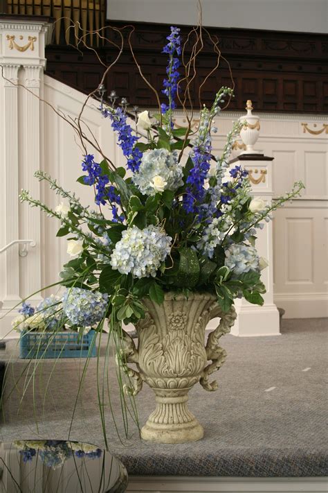 Flower Arrangements For Church Pulpit Beautifull Rose