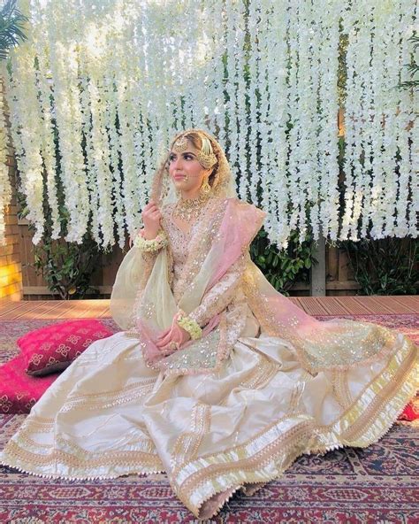 Pin By Chaudhry On Fashions And Beauty For Womens Pakistani Bridal