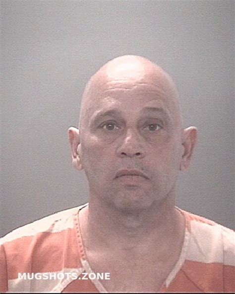 FLORES RIVERA JUAN ENRIQUE 04 14 2022 Pasco County Mugshots Zone