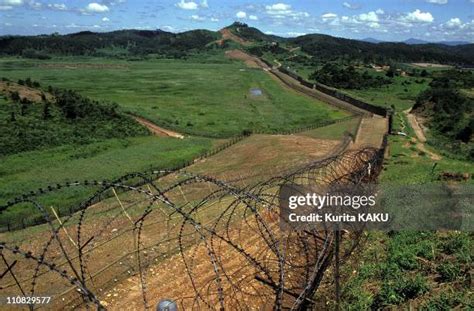 Korean Demilitarized Zone Photos and Premium High Res Pictures - Getty Images