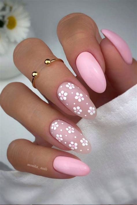 Almond Shape Nail Art Is One Of The Most Popular Nail Shapes Right Now