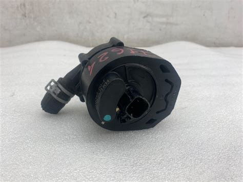 2016 2020 Tesla Model S X Cooling System Auxiliary Water Coolant Pump Fwd Assy Ebay