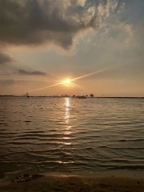 Sunset Senja Di Pantai Ancol Stock Image Image Of Ancol Senja 262344883