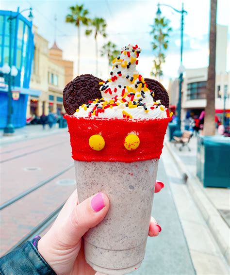 Disneyland Food You Cant Miss See Where To Find The Best Food And