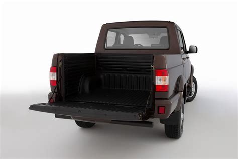 Nuovo Uaz Pickup