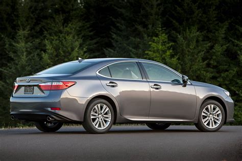 Żarówki Lexus ES VI ksenon 20122018 jakie potrzebne do wymiany