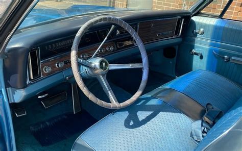 1967 Pontiac Catalina Interior | Barn Finds