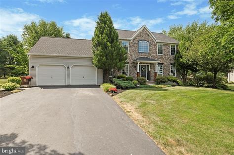 146 Stetson Dr Elverson Pa 19520 See Est Value Schools And More