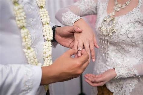 Arti Mimpi Tentang Perjodohan Kerap Dikaitkan Dengan Urusan Asmara Di