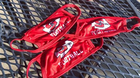 Sanger High School sells face masks to raise funds for football team - ABC30 Fresno