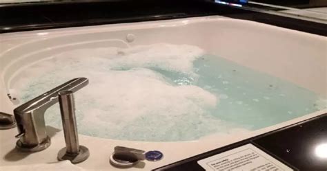 Can you put Bubble Bath in a jacuzzi tub