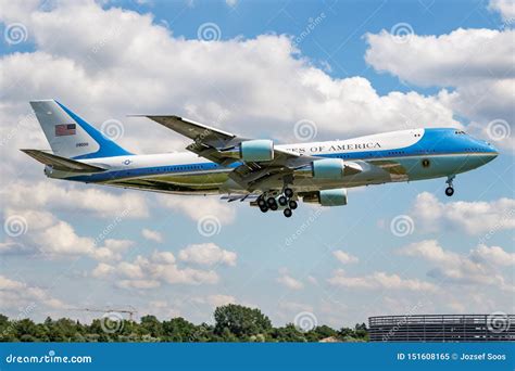 United States Air Force Usaf Boeing 747 200 Vc 25a Air Force One 92