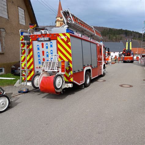 H 03 Drehleiter Zur Menschenrettung Freiwillige Feuerwehr Geisingen