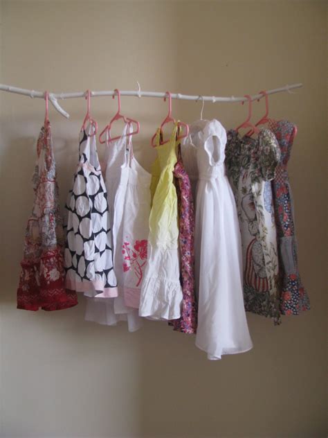 whimsy: DIY clothes hanger