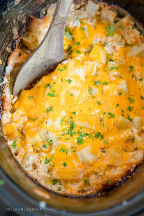 Crock Pot Cheesy Potatoes