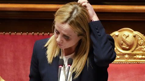 Le Minacce Di Morte A Giorgia Meloni Dopo Lo Stop Al Reddito Di