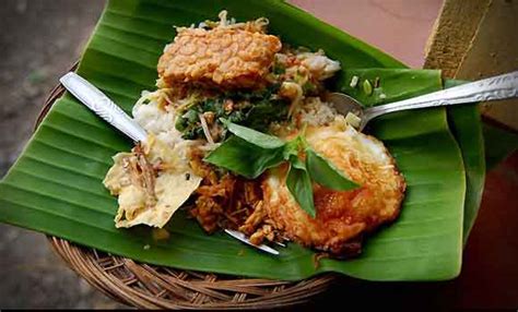 Nasi Pecel Pincuk Garahan Kuliner Khas Jember Timur Yang Wajib Kamu