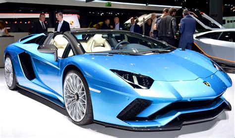 Lamborghini Aventador Precios Ficha técnica Características