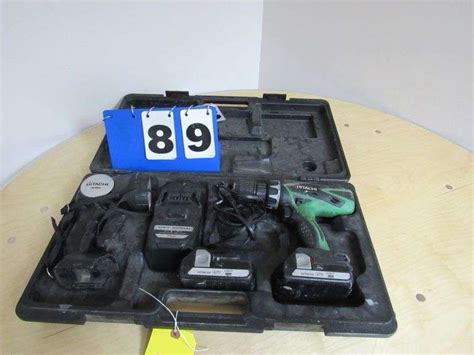 Cordless Hitachi 18 Volt Drill And Light 1 Charger 2 Batteries