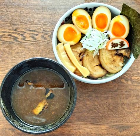 『至高のしょうゆ醤油つけ麺 1000円＋味玉 100円×2』百年の時を越えてのレビュー ラーメンデータベース