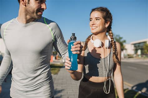 Calculadora da água descubra quantos litros você deve beber por dia